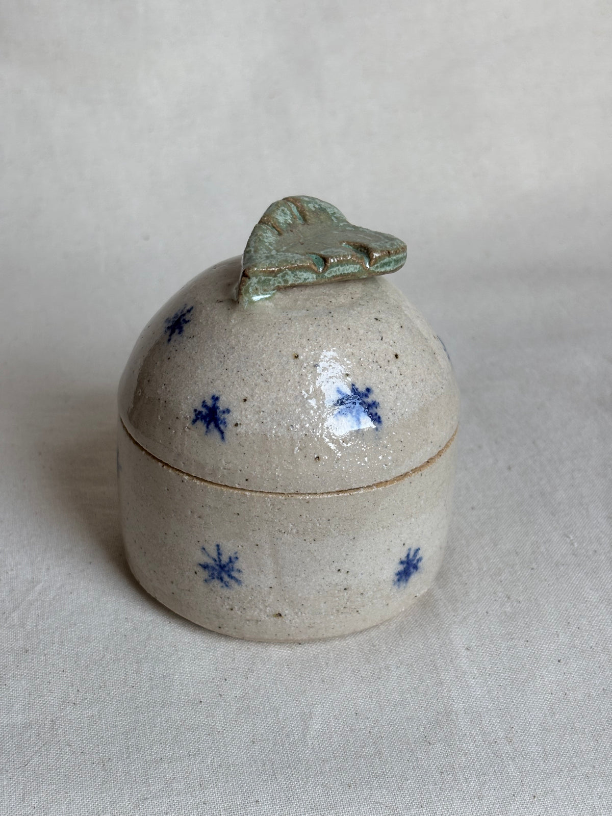 Monstera lidded trinket jar with stars