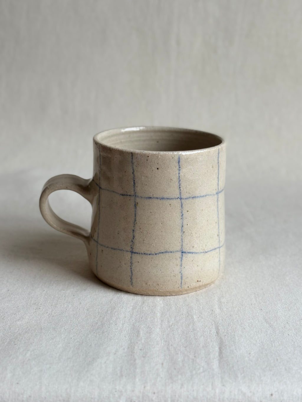 Blue grid mug