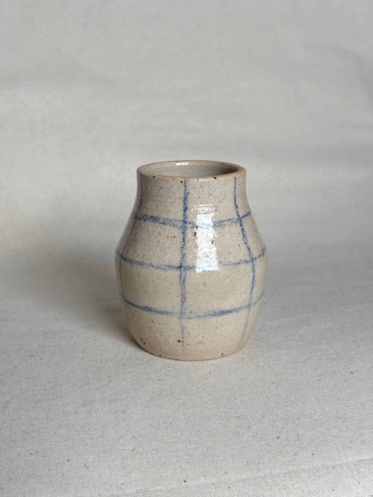 Mini grid vase