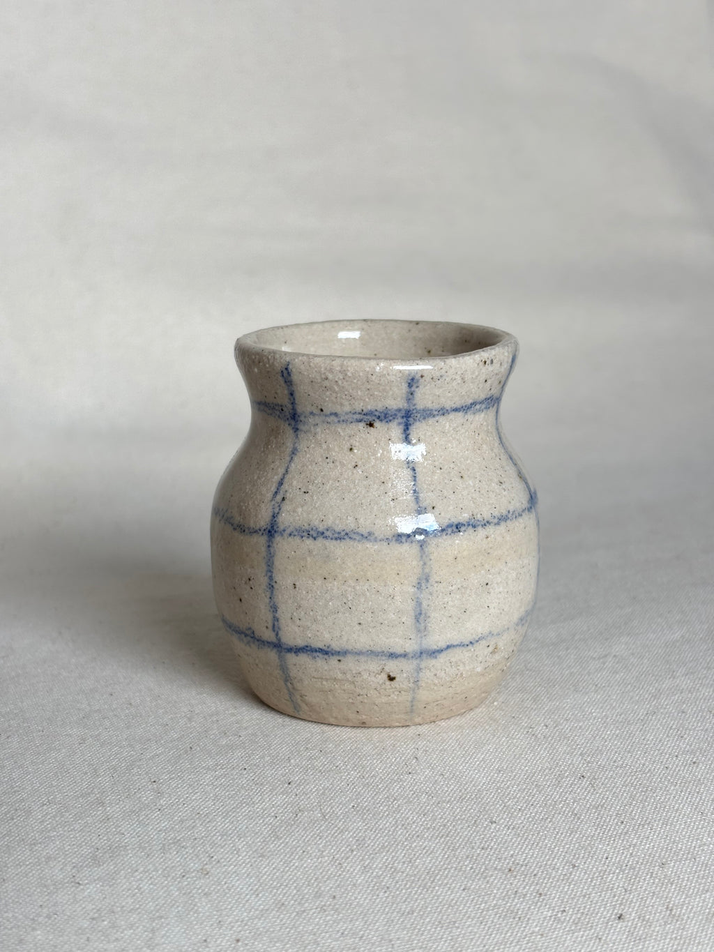Mini grid vase