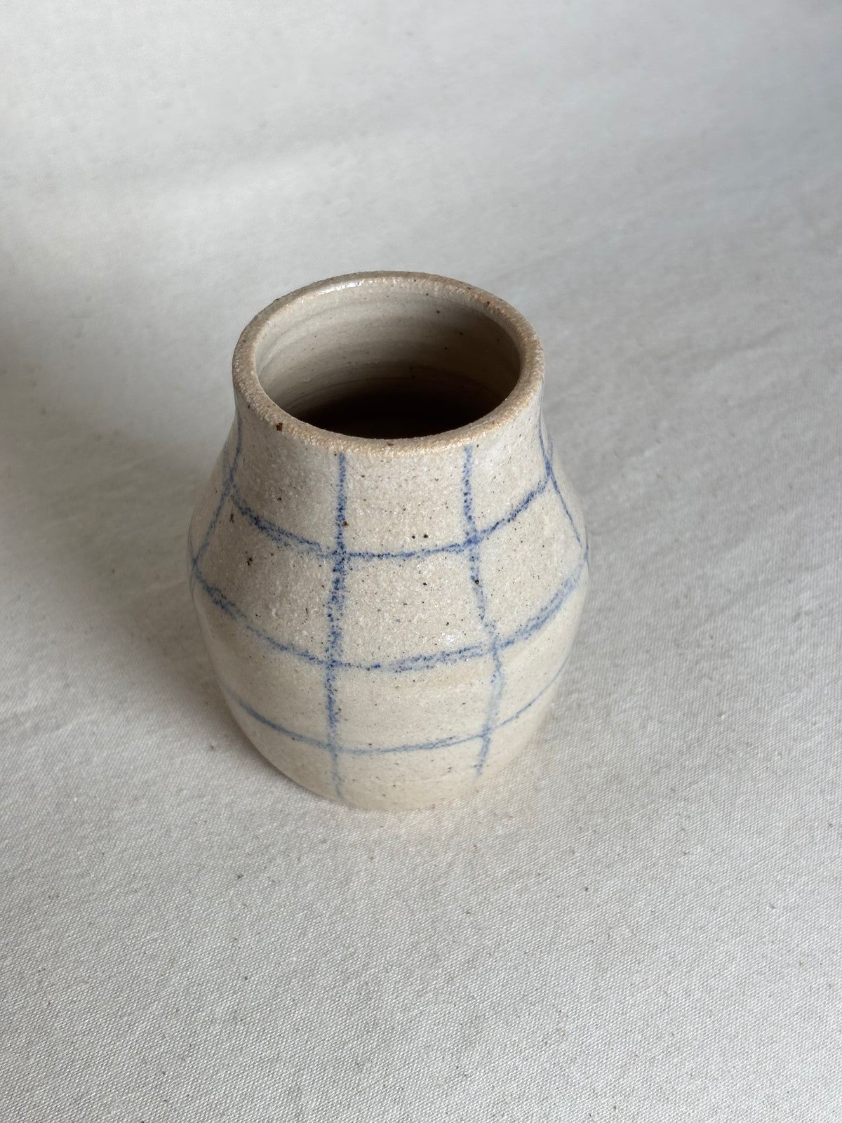 Mini grid vase