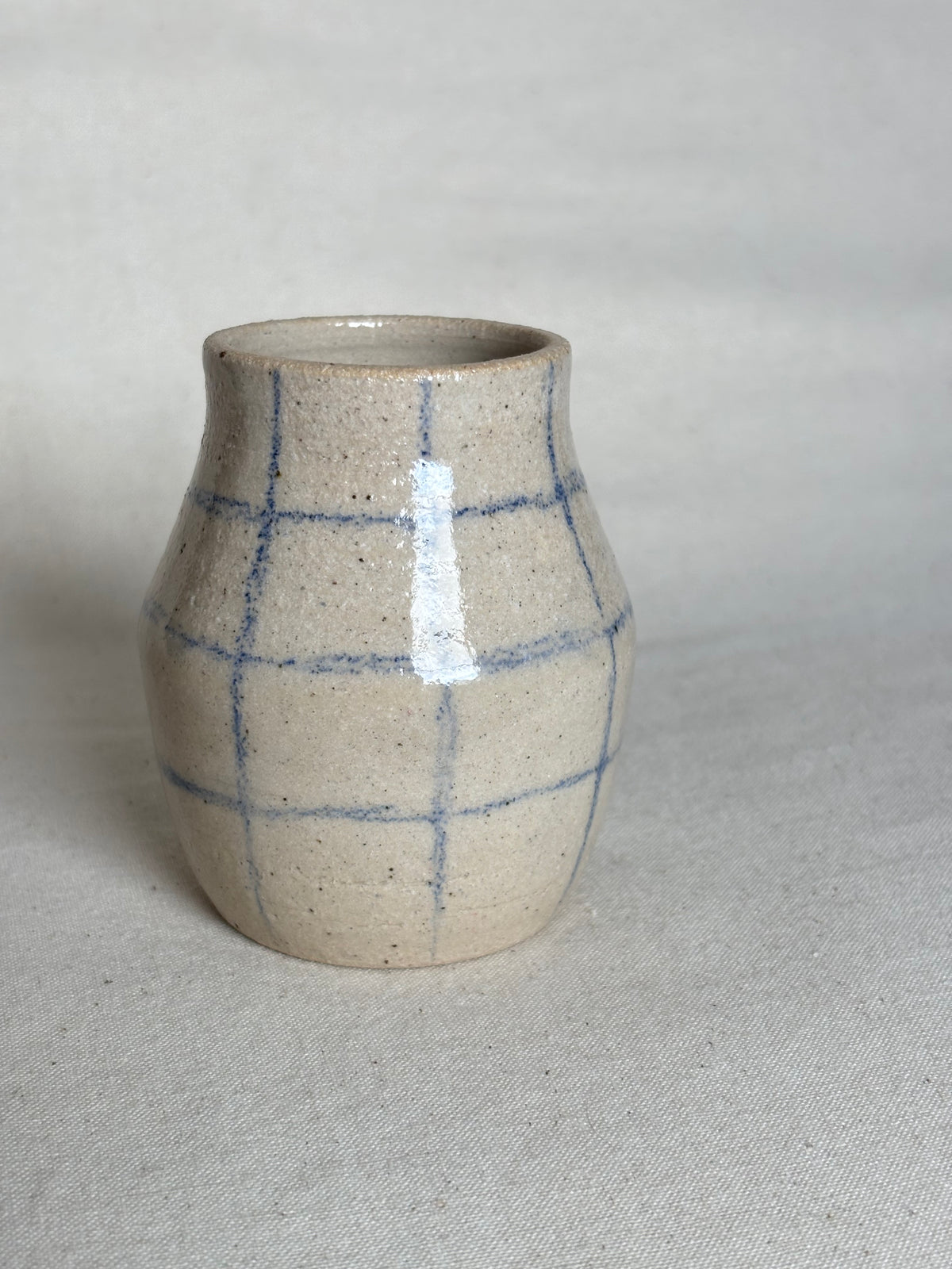 Mini grid vase