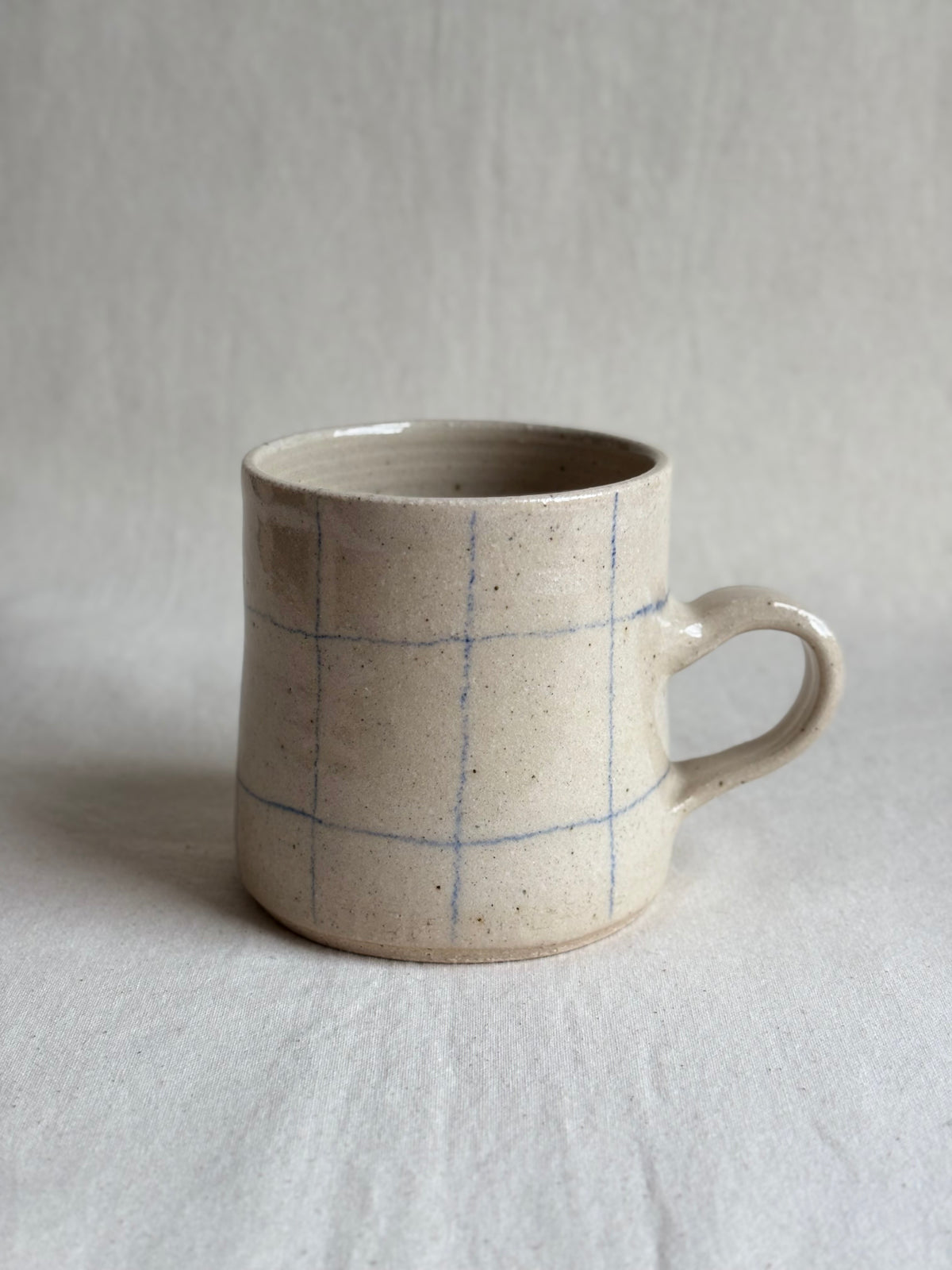 Blue grid mug