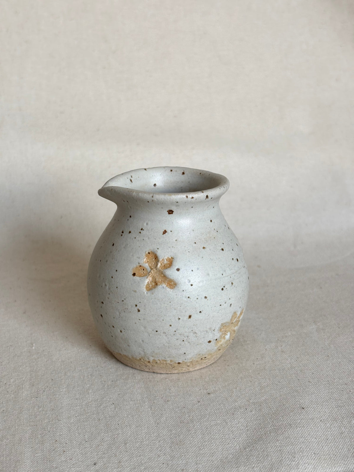 Mini milk jug - beige speckle