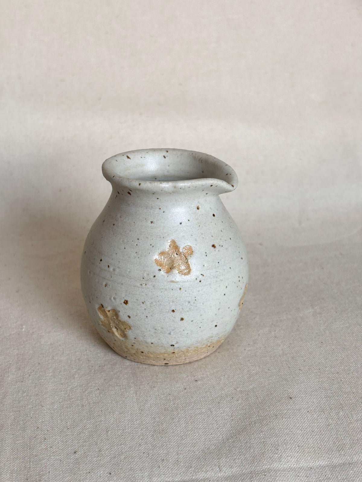 Mini milk jug - beige speckle