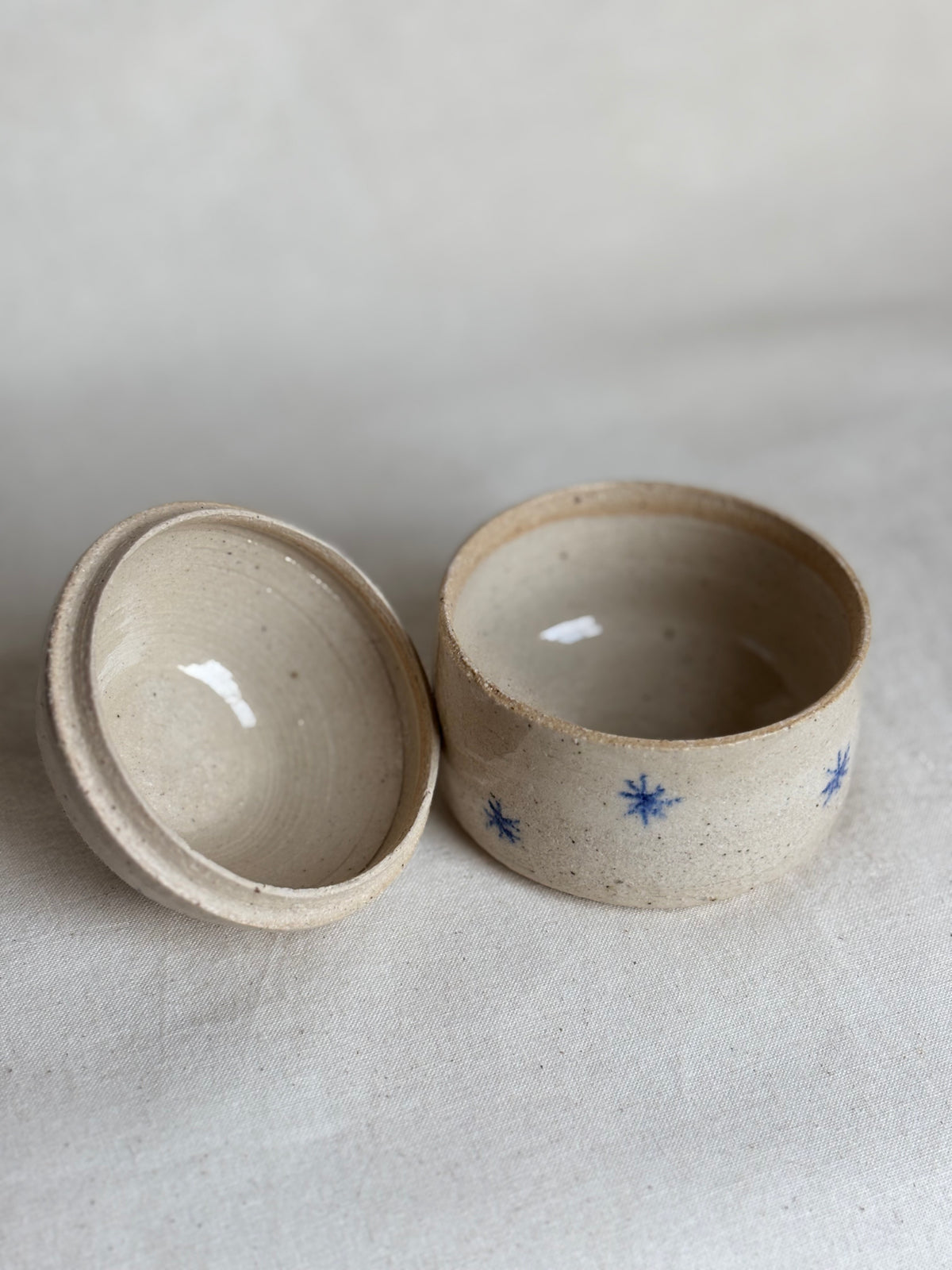 Monstera lidded trinket jar with stars