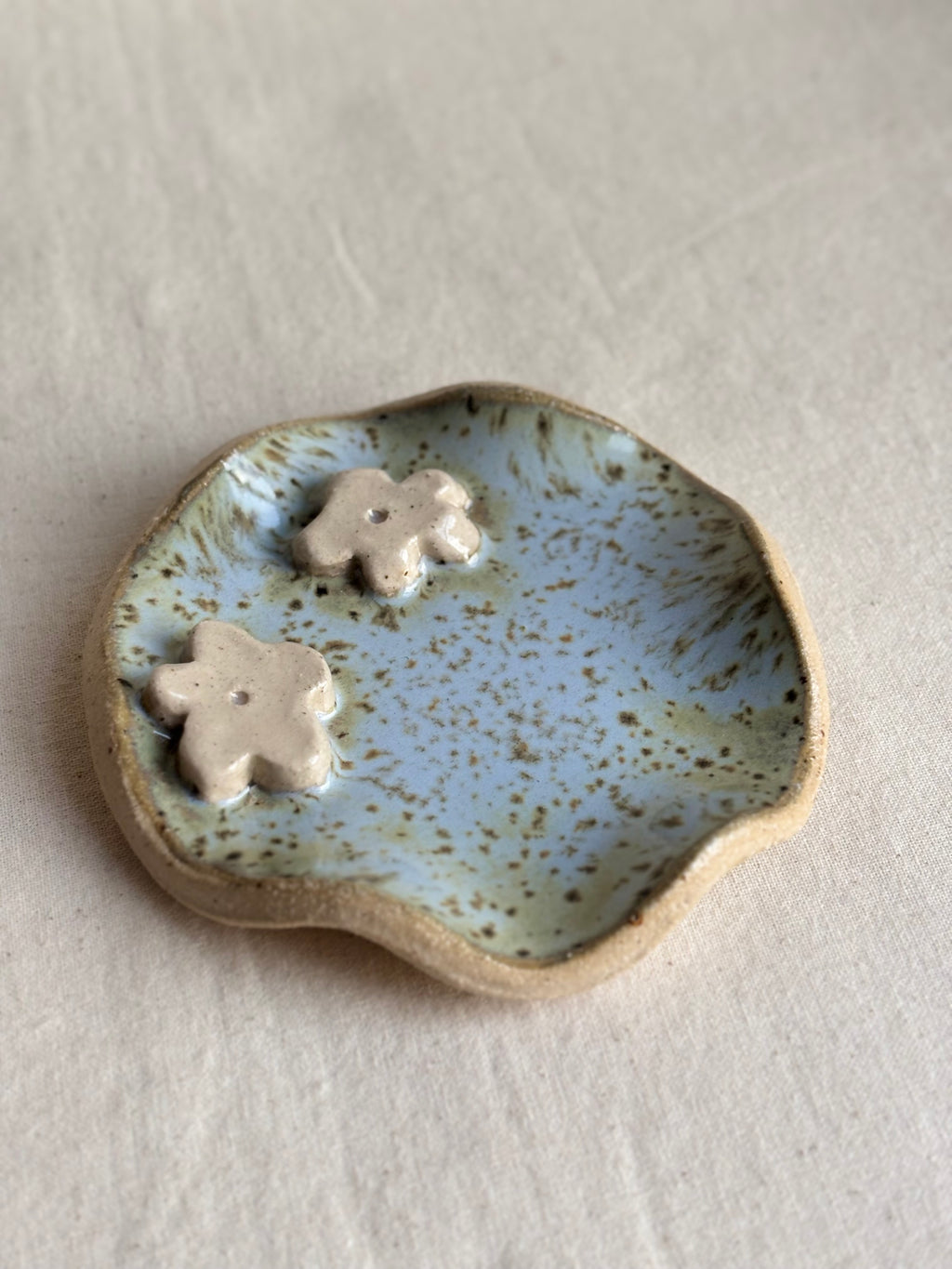 Flowers trinket dish