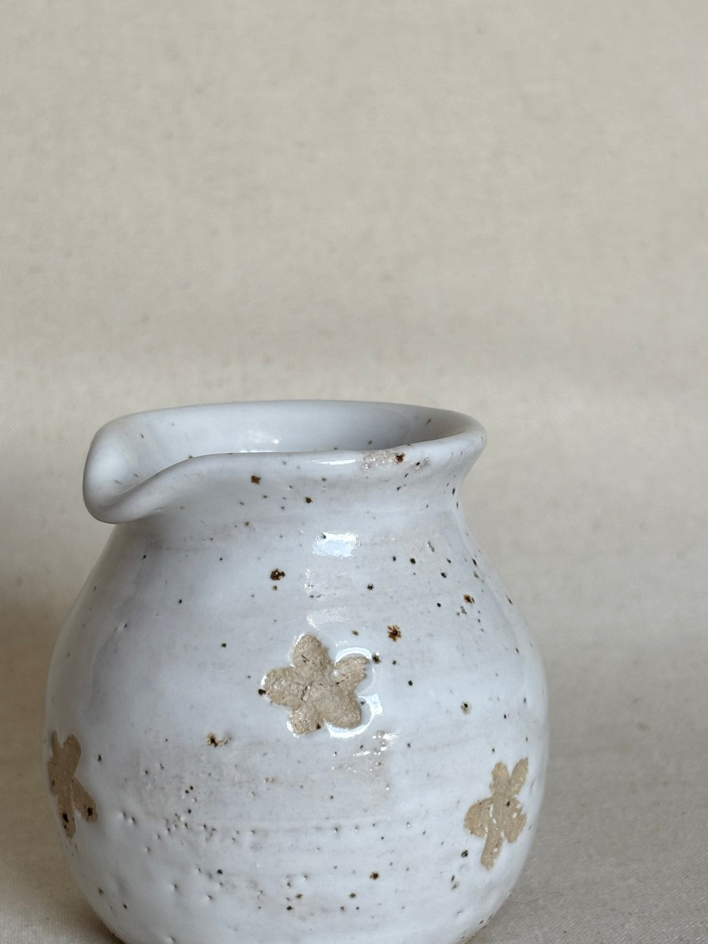 Mini milk jug - white