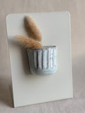 Vase magnet - blue