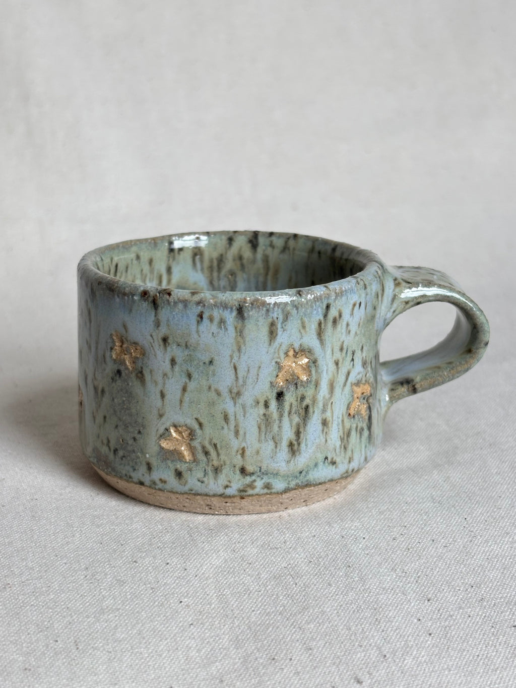 Espresso cup with flower detailing