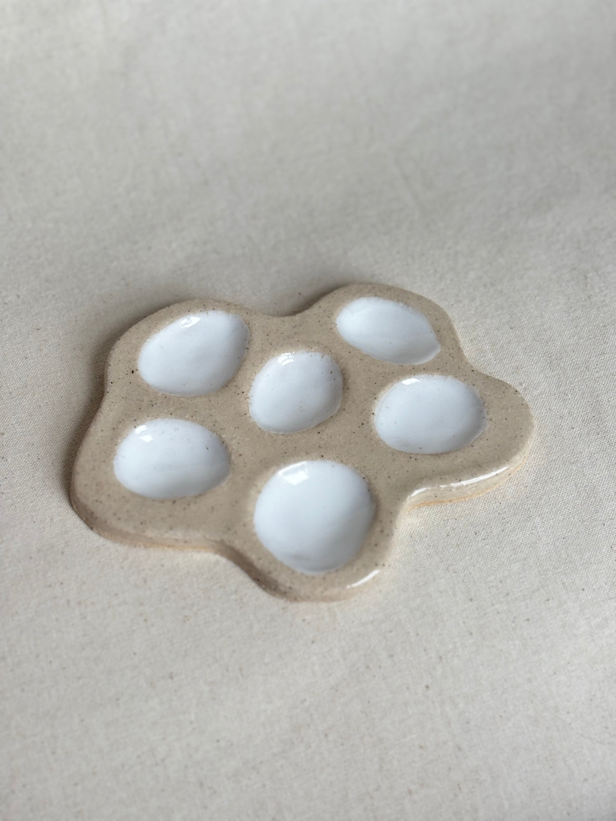 Treasure dish - clear and white