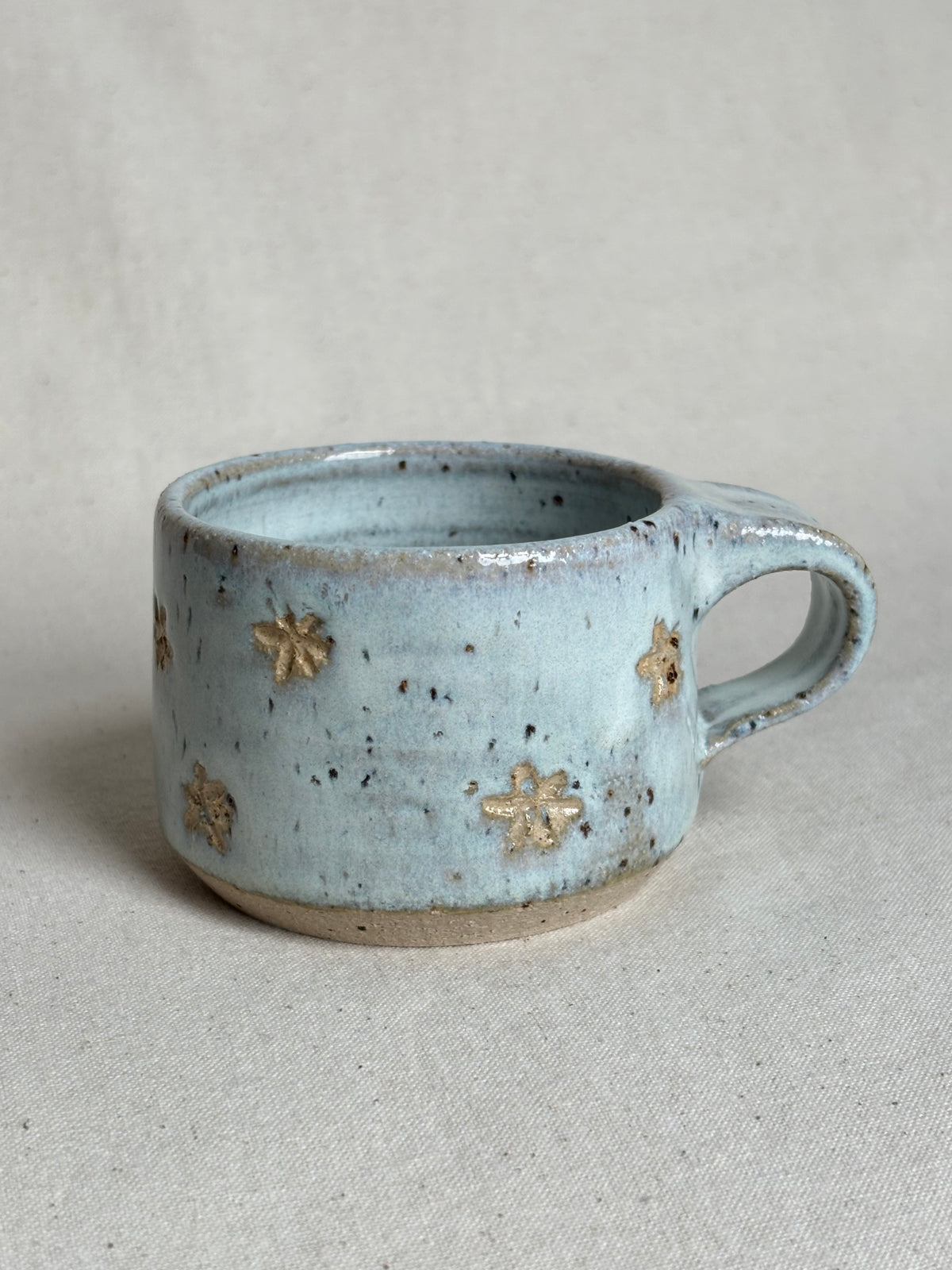 Espresso cup with flower detailing