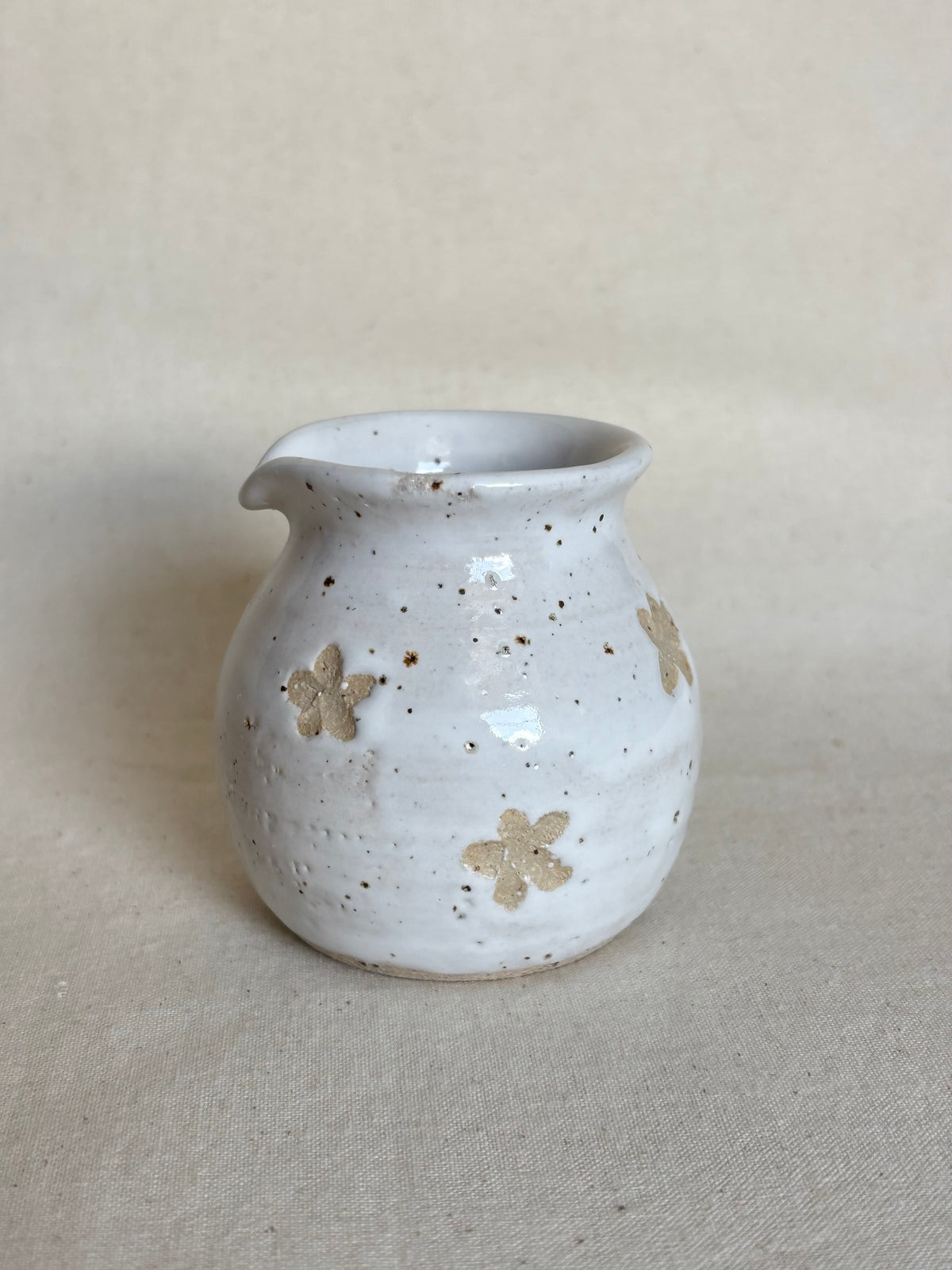 Mini milk jug - white